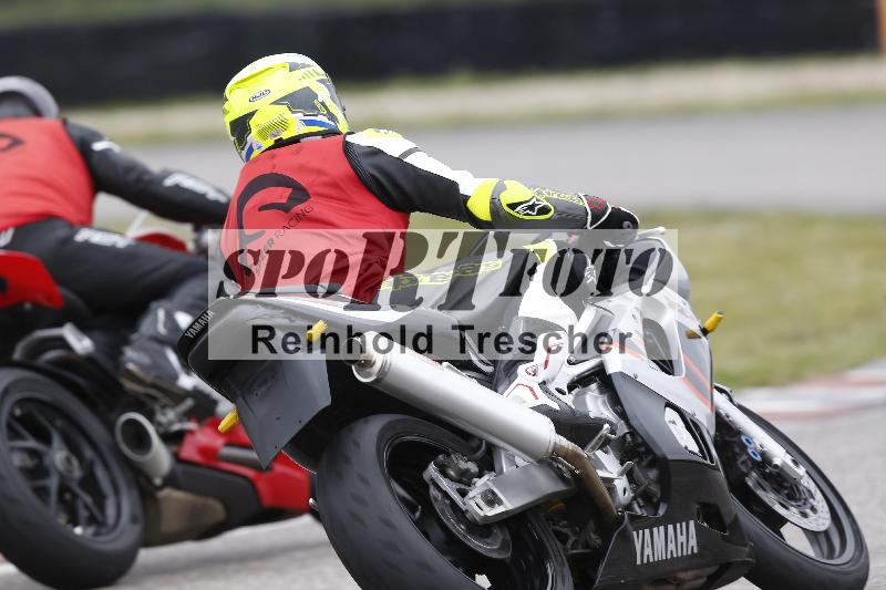 Archiv-2025/06 18.04.2025 Speer Racing ADR/Instruktorentraining/backside